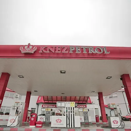 Prenociste Knez Motel 2*