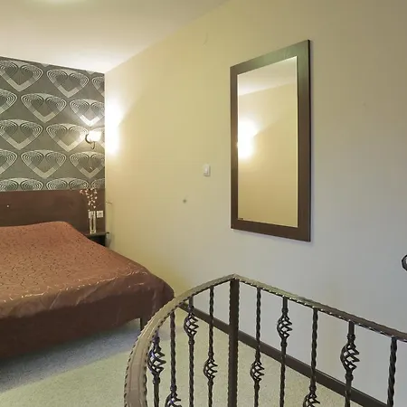 Prenociste Knez Motel