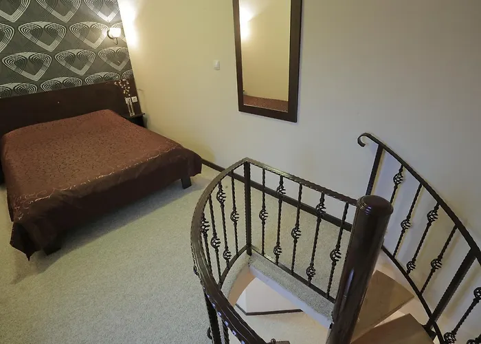 Prenociste Knez Sombor